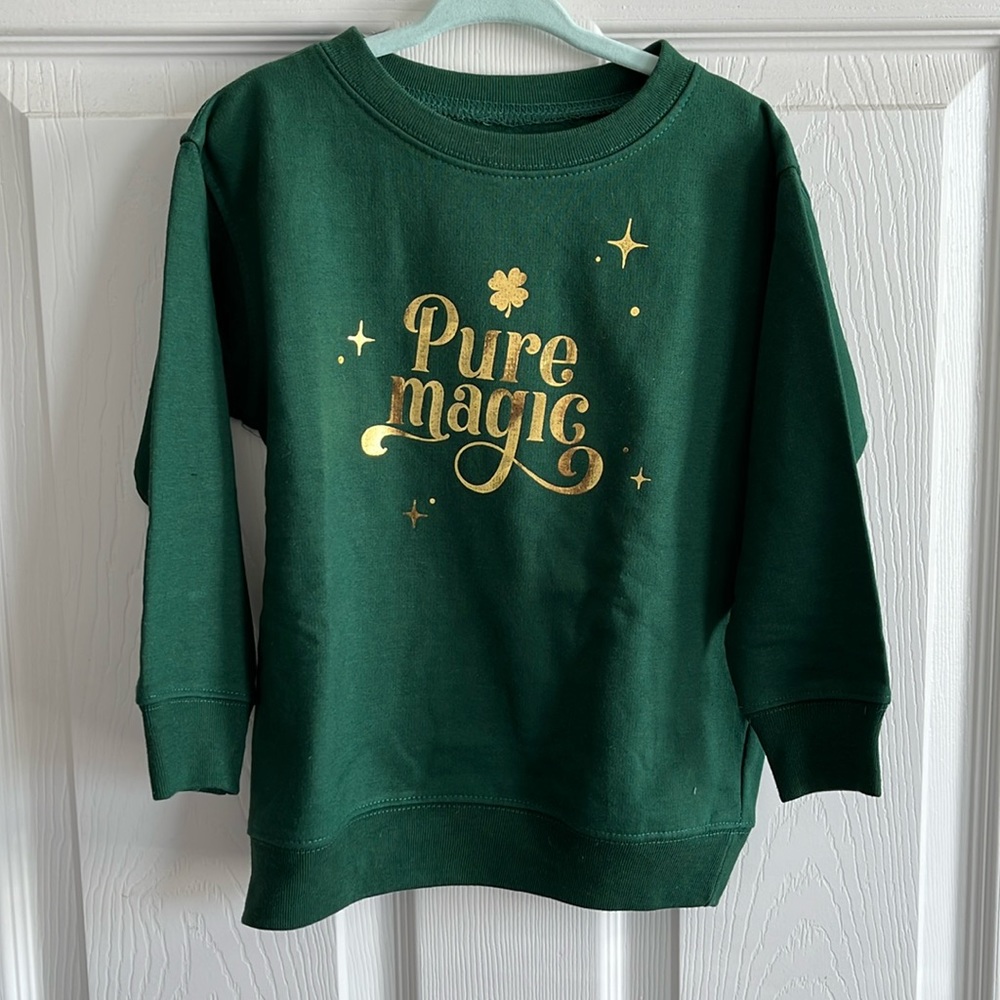 NWOT Wishing Elephant St.Patrick’s Sweatshirt Size 4T